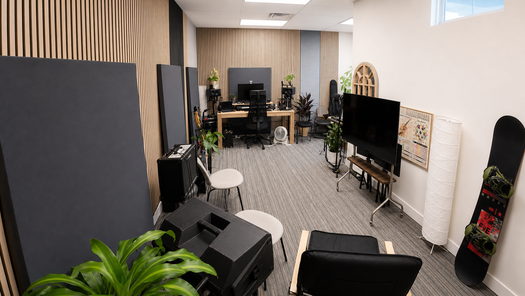 BIAN MUSIC Brossard Studio room view